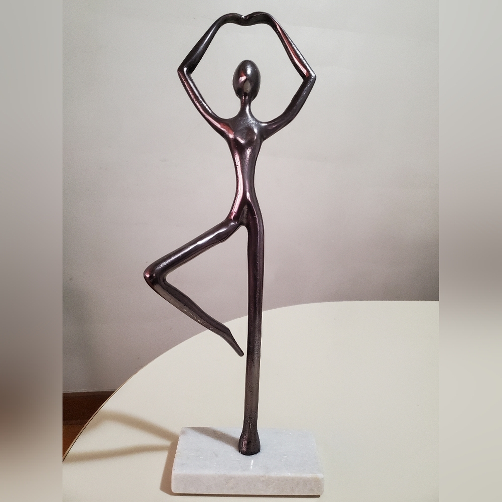 Dancing Iron Sculpture in Marble Made in India